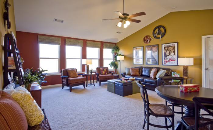 Bonus Room - Hickory II model